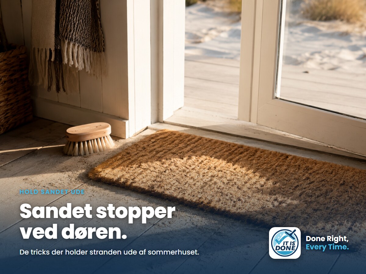 Hold sandet ude af sommerhuset: de tricks der virker ved stranden